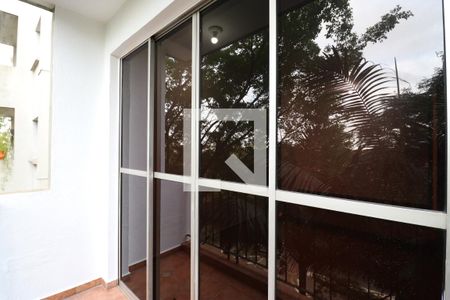 Varanda de apartamento para alugar com 2 quartos, 54m² em Alto de Pinheiros, São Paulo