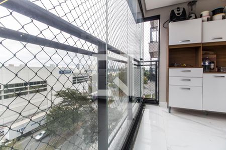 Sala de apartamento para alugar com 2 quartos, 76m² em Tamboré, Barueri