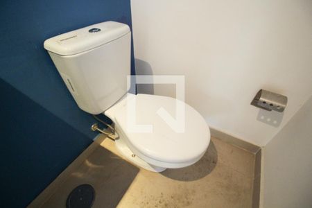 Lavabo de casa para alugar com 3 quartos, 140m² em Vila Nova Conceição, São Paulo