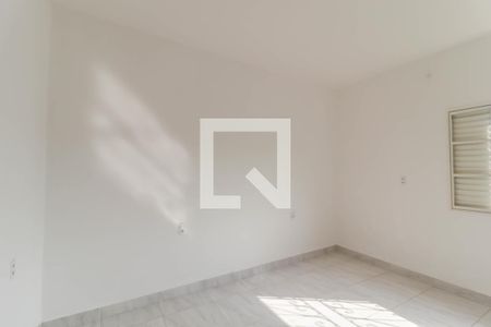 Quarto de casa para alugar com 2 quartos, 80m² em Jardim Copacabana, Jundiaí