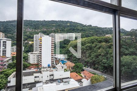 Sala vista da janela de apartamento à venda com 3 quartos, 110m² em Laranjeiras, Rio de Janeiro