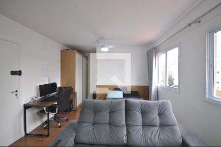 Sala/Quarto de apartamento para alugar com 1 quarto, 27m² em Vila Mazzei, São Paulo