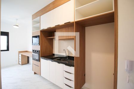 Cozinha de kitnet/studio à venda com 1 quarto, 24m² em Vila Olímpia, São Paulo