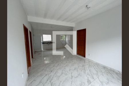 Sala + cozinha de casa para alugar com 2 quartos, 70m² em Irajá, Rio de Janeiro