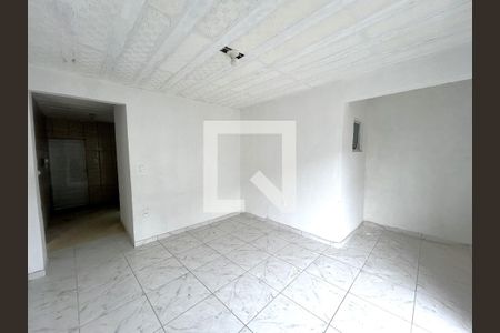 Sala de casa para alugar com 3 quartos, 70m² em Irajá, Rio de Janeiro