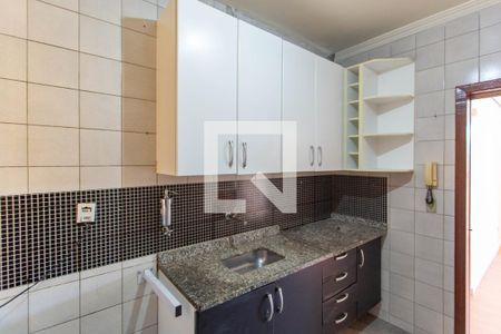 Cozinha de apartamento à venda com 3 quartos, 59m² em Santa Amelia, Belo Horizonte