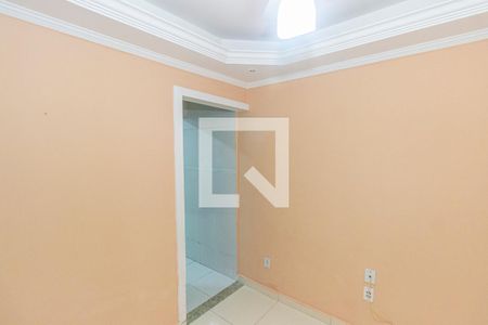 Sala de casa para alugar com 1 quarto, 30m² em Braz de Pina, Rio de Janeiro