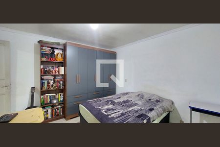 Quarto 1 suíte de casa à venda com 1 quarto, 70m² em Vila Alzira, Santo André