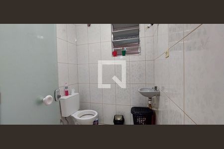 Banheiro Quarto 1 suíte de casa à venda com 1 quarto, 70m² em Vila Alzira, Santo André