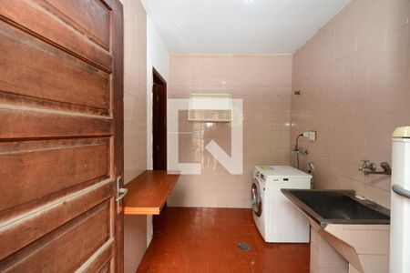 Cozinha e Área de Serviço de casa para alugar com 1 quarto, 17m² em Jardim dos Lagos, São Paulo
