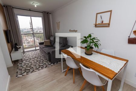 Sala e Sala de Jantar de apartamento à venda com 2 quartos, 55m² em Vila Paranaguá, São Paulo