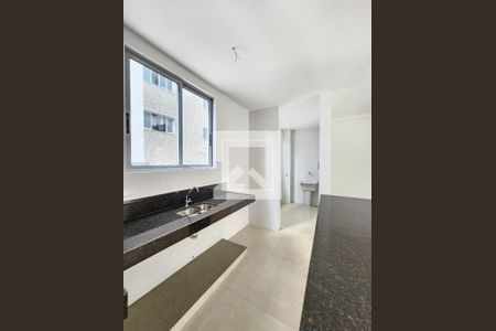 Apartamento à venda com 2 quartos, 98m² em Alto Barroca, Belo Horizonte