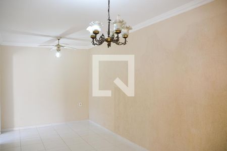 Sala de casa à venda com 3 quartos, 120m² em Conjunto Residencial Nova Roma, São Bernardo do Campo