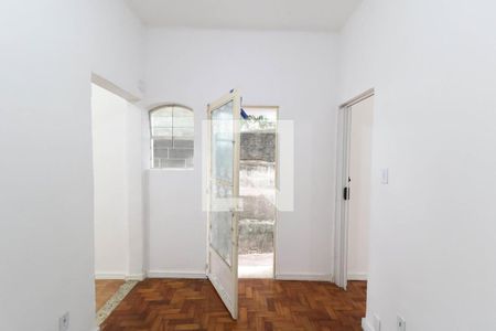 Sala de casa para alugar com 1 quarto, 60m² em Pilares, Rio de Janeiro