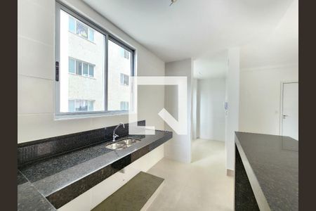 Apartamento à venda com 2 quartos, 64m² em Alto Barroca, Belo Horizonte