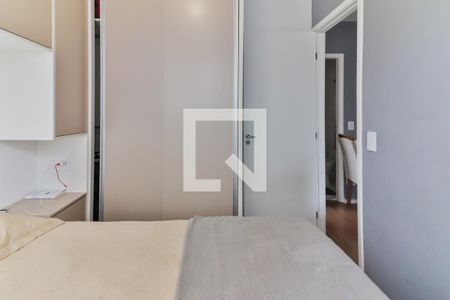 Quarto 1 de apartamento para alugar com 2 quartos, 42m² em Parque Pinheiros, São Paulo