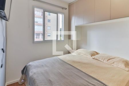 Quarto 1 de apartamento para alugar com 2 quartos, 42m² em Parque Pinheiros, São Paulo