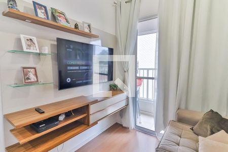 Sala de apartamento para alugar com 2 quartos, 42m² em Parque Pinheiros, São Paulo