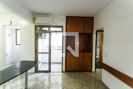 Sala de apartamento à venda com 1 quarto, 43m² em Santo Antônio, Belo Horizonte