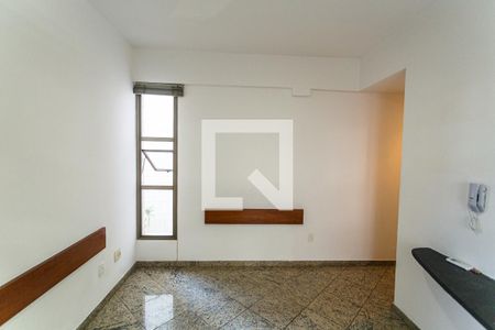 Sala de apartamento à venda com 1 quarto, 43m² em Santo Antônio, Belo Horizonte