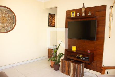 Sala de apartamento à venda com 2 quartos, 61m² em Centro, Contagem