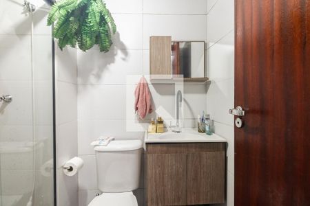 Banheiro  de apartamento à venda com 1 quarto, 36m² em Vila Granada, São Paulo