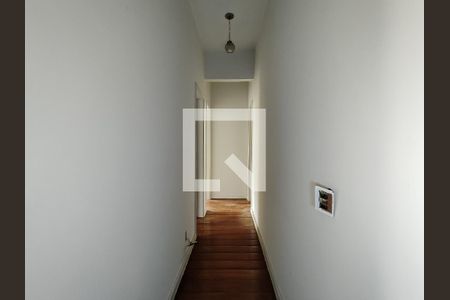 Corredor de apartamento para alugar com 2 quartos, 82m² em Grajaú, Rio de Janeiro