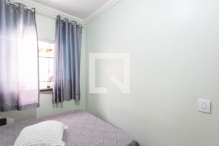 Quarto 1 de casa à venda com 2 quartos, 46m² em Vila Jardim Leblon, Belo Horizonte