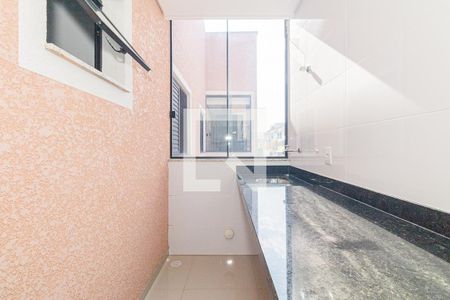 Sala/Cozinha de apartamento à venda com 2 quartos, 45m² em Vila Nivi, São Paulo