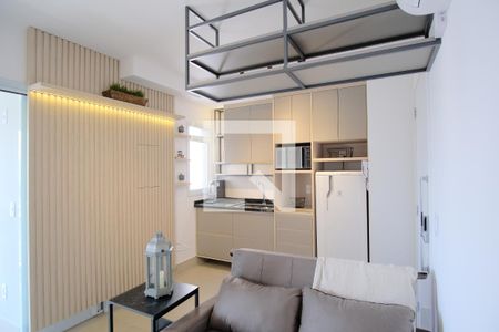 Sala e Cozinha de apartamento para alugar com 1 quarto, 37m² em Vila Azevedo, São Paulo