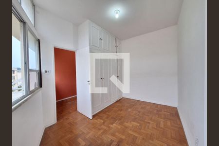 Quarto 1 de apartamento para alugar com 2 quartos, 42m² em Flamengo, Rio de Janeiro