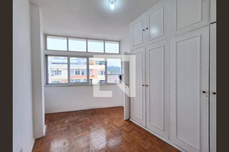 Quarto 1 de apartamento para alugar com 2 quartos, 42m² em Flamengo, Rio de Janeiro