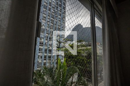 Sala vista da janela de apartamento à venda com 3 quartos, 116m² em Botafogo, Rio de Janeiro