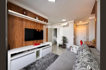 Sala de apartamento à venda com 2 quartos, 62m² em Vila Apiai, Santo André