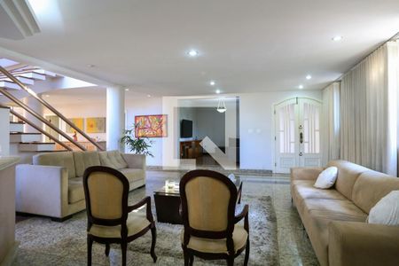 Sala de casa à venda com 4 quartos, 440m² em Palmares, Belo Horizonte