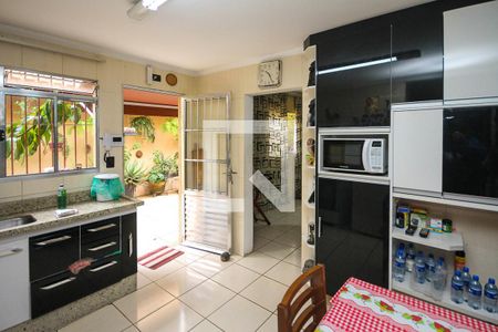 Cozinha de casa à venda com 2 quartos, 200m² em Vila Santa Clara, São Paulo