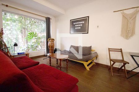 Sala de casa para alugar com 3 quartos, 105m² em Cerqueira César, São Paulo