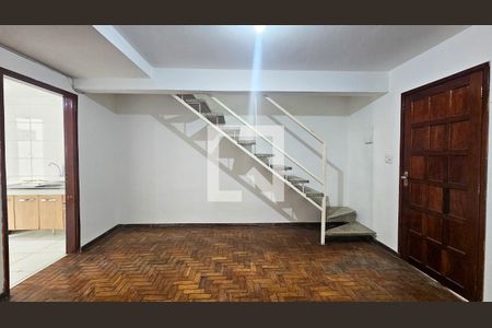 Sala de casa para alugar com 3 quartos, 100m² em Socorro, São Paulo