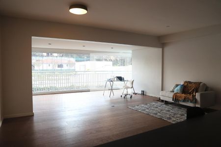 Sala de apartamento para alugar com 2 quartos, 115m² em Chácara Inglesa, São Paulo