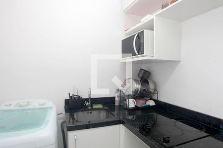 Studio - Cozinha + Área de Serviço de kitnet/studio à venda com 1 quarto, 15m² em Centro Histórico, Porto Alegre