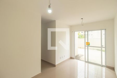 Sala de apartamento para alugar com 2 quartos, 44m² em Inhoaíba, Rio de Janeiro