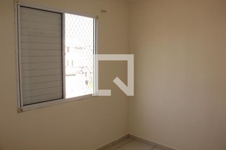 Quarto 2 de apartamento para alugar com 2 quartos, 45m² em Jardim Ísis, Cotia