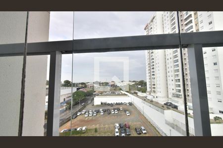 Sala - Sacada Vista de apartamento para alugar com 2 quartos, 67m² em Mansões Santo Antônio, Campinas