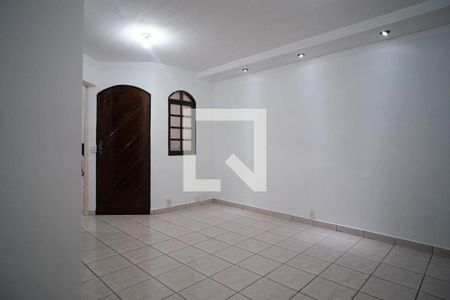 Sala de casa de condomínio à venda com 3 quartos, 80m² em Vila Araguaia, São Paulo