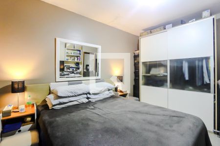 Quarto de apartamento à venda com 1 quarto, 78m² em Auxiliadora, Porto Alegre