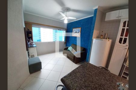 Sala de apartamento para alugar com 1 quarto, 38m² em Ilha Porchat, São Vicente