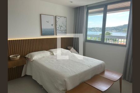 Apartamento à venda com 4 quartos, 130m² em Charitas, Niterói