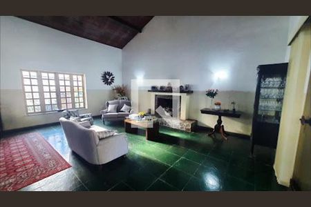 Casa à venda com 5 quartos, 319m² em Piratininga, Niterói