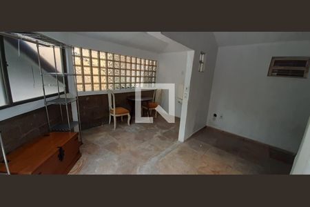Casa à venda com 3 quartos, 273m² em Maceio, Niterói