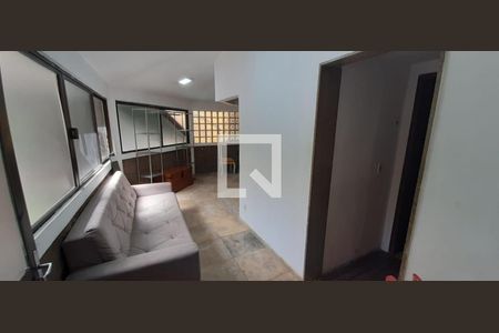Casa à venda com 3 quartos, 273m² em Maceio, Niterói